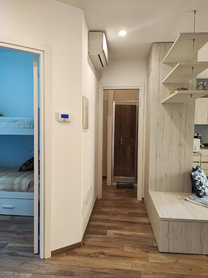 누마나 Casa Nadia A Pochi Passi Dal Mare Con Garage, Terrazza E Sala Giochi 아파트 외부 사진