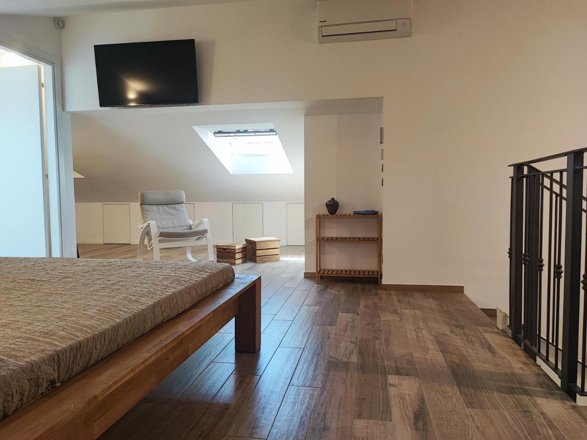누마나 Casa Nadia A Pochi Passi Dal Mare Con Garage, Terrazza E Sala Giochi 아파트 외부 사진